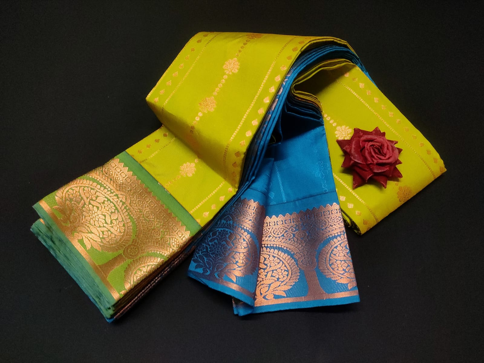 Soft Silk Saree with Rich Pallu